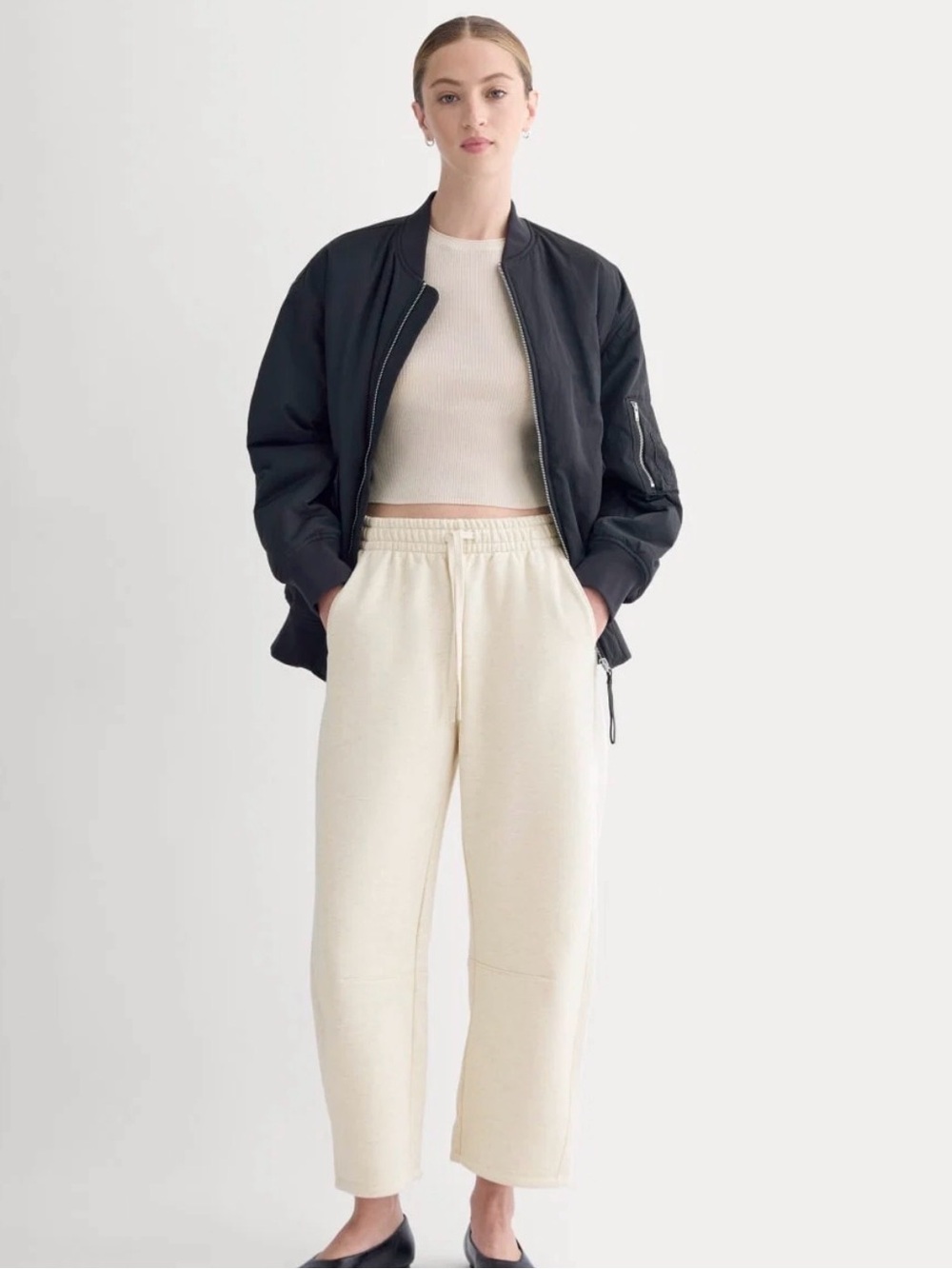 Everlane Luxe Fleece Barrel Sweatpant in COLOR HEATHERED OAT Size Medium